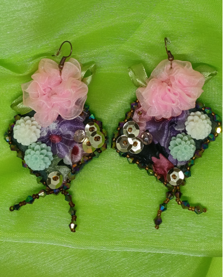 Šité dizajnové náušnice "Sen Kene"